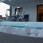 Parian White Luxury *