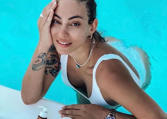 Parian White Luxury Lägenhet *