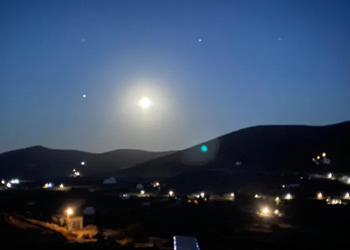 Parian White Luxury *