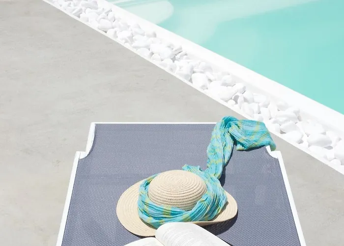 Parian White Luxury Páros