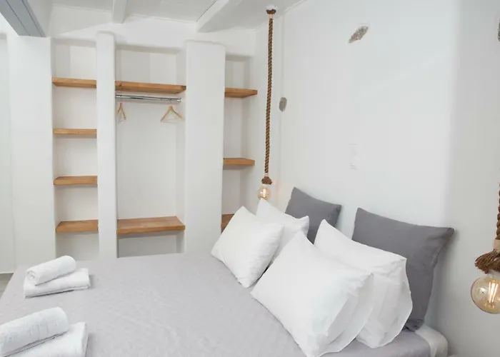 Parian White Luxury *