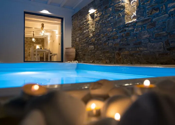 Parian White Luxury Páros